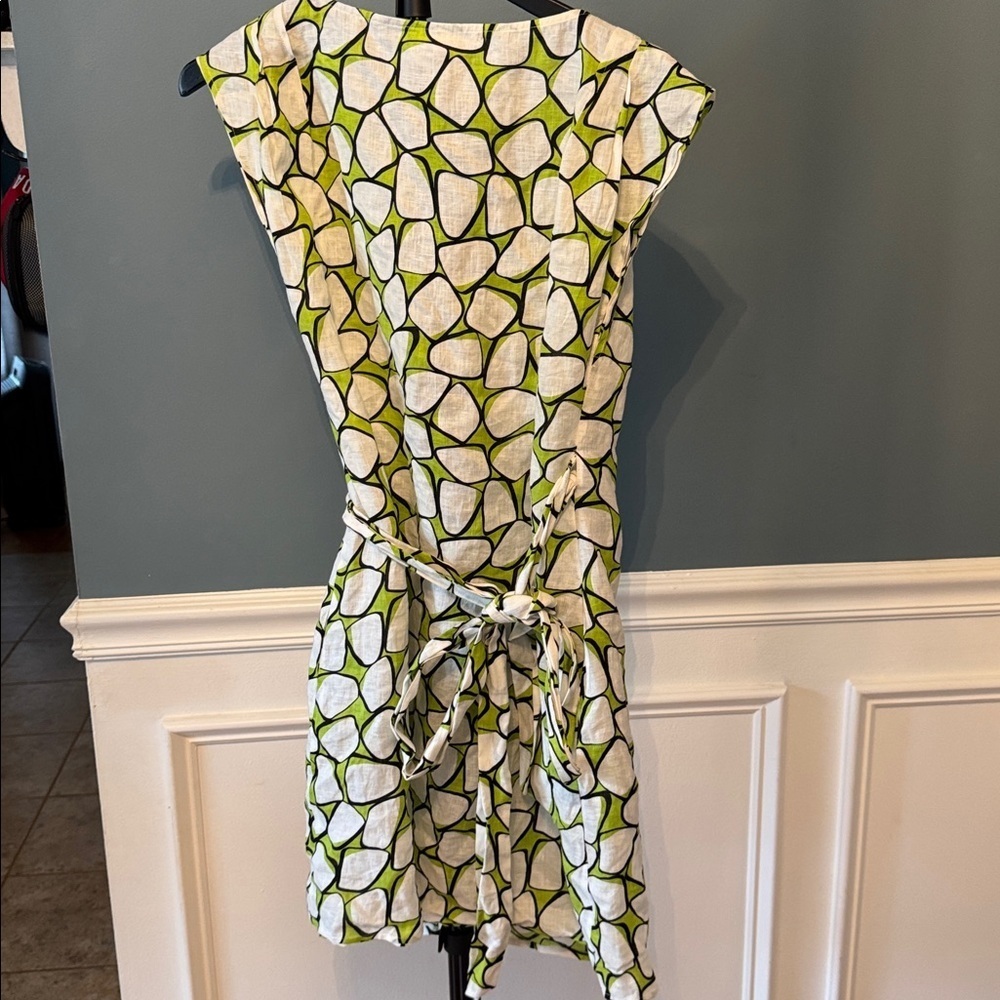 Diane Von Furstenberg Green and White Wrap Dress - Picture 5 of 5